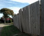 uglyfence1.jpg