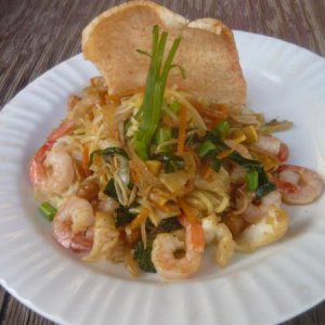 This spicy Shrimp Pad-Thai was a favorite with our faculty customers.
