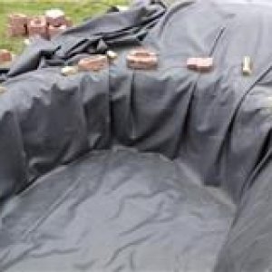Folds in liner