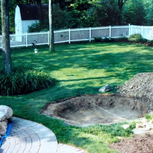 2004 pond build (1)