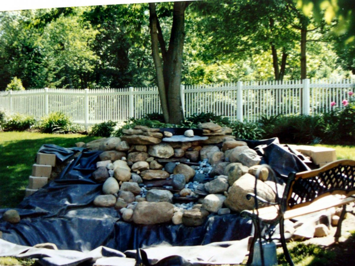 2004 pond build (3)