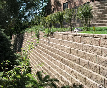 SCP_Environmental_Allan_Block_retaining_wall_system_1.jpg